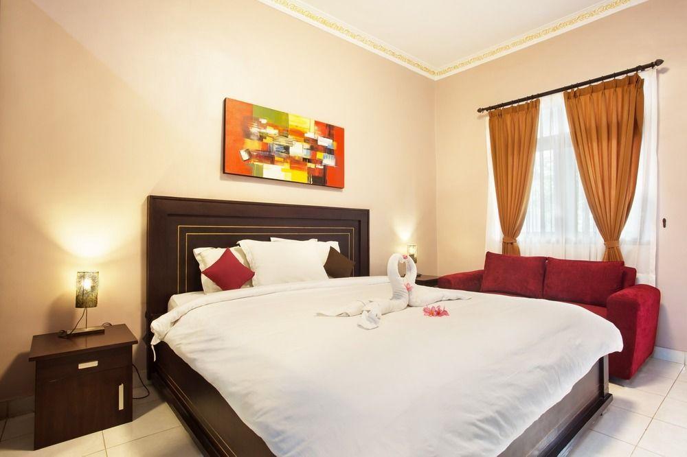 Puri Ganesh Hotel Legian Kültér fotó