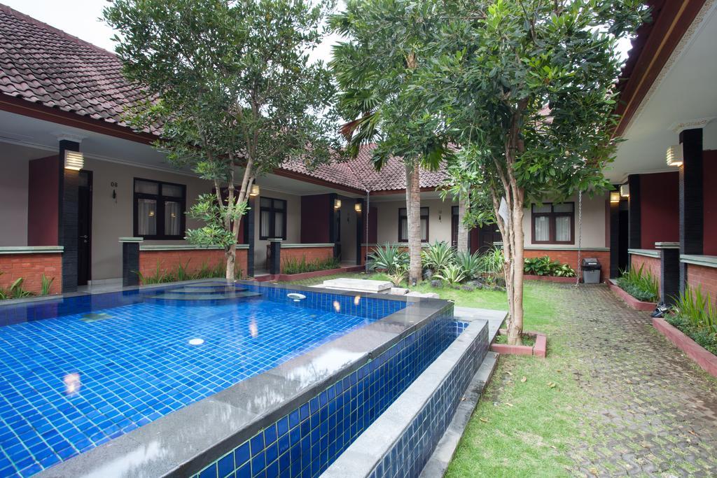 Puri Ganesh Hotel Legian Kültér fotó