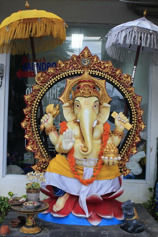 Puri Ganesh Hotel Legian Kültér fotó