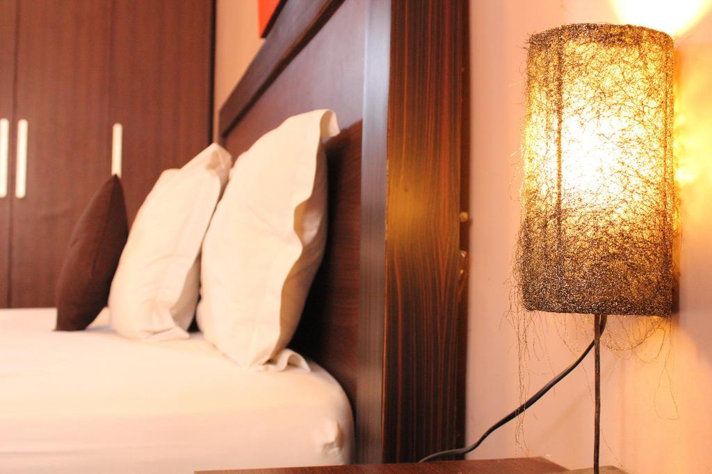 Puri Ganesh Hotel Legian Kültér fotó