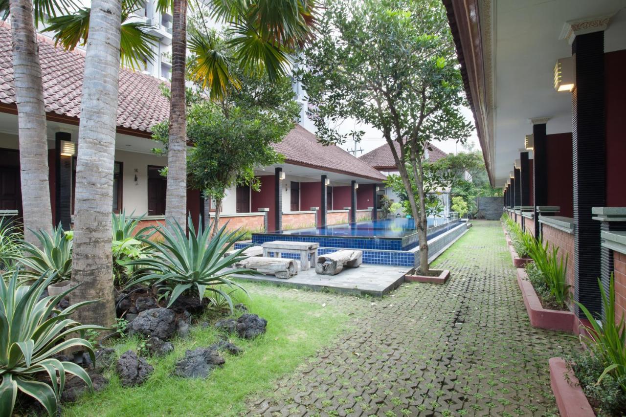 Puri Ganesh Hotel Legian Kültér fotó