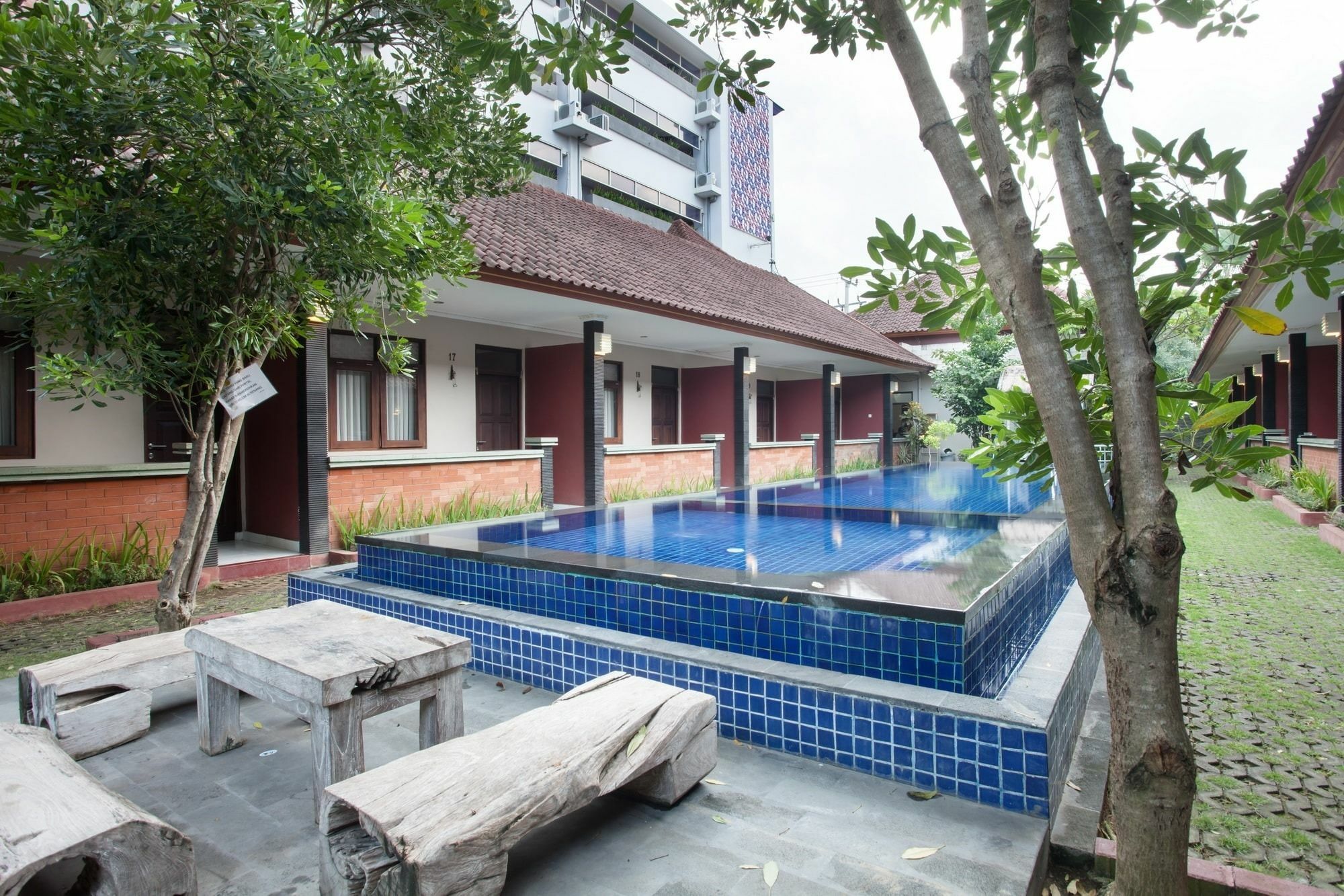 Puri Ganesh Hotel Legian Kültér fotó